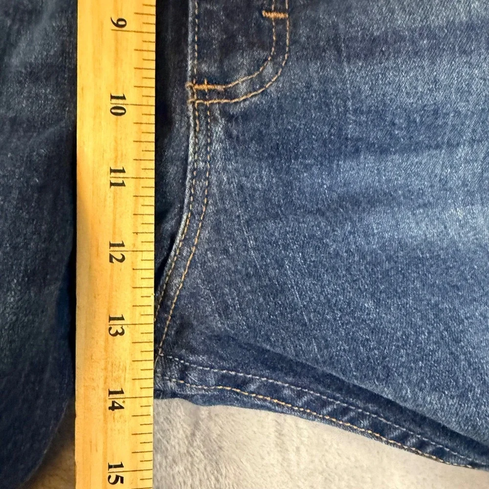 Wrangler Relaxed Fit Jeans Mens 46x30 Blue Medium Wash Stretch Denim 97FXWXD